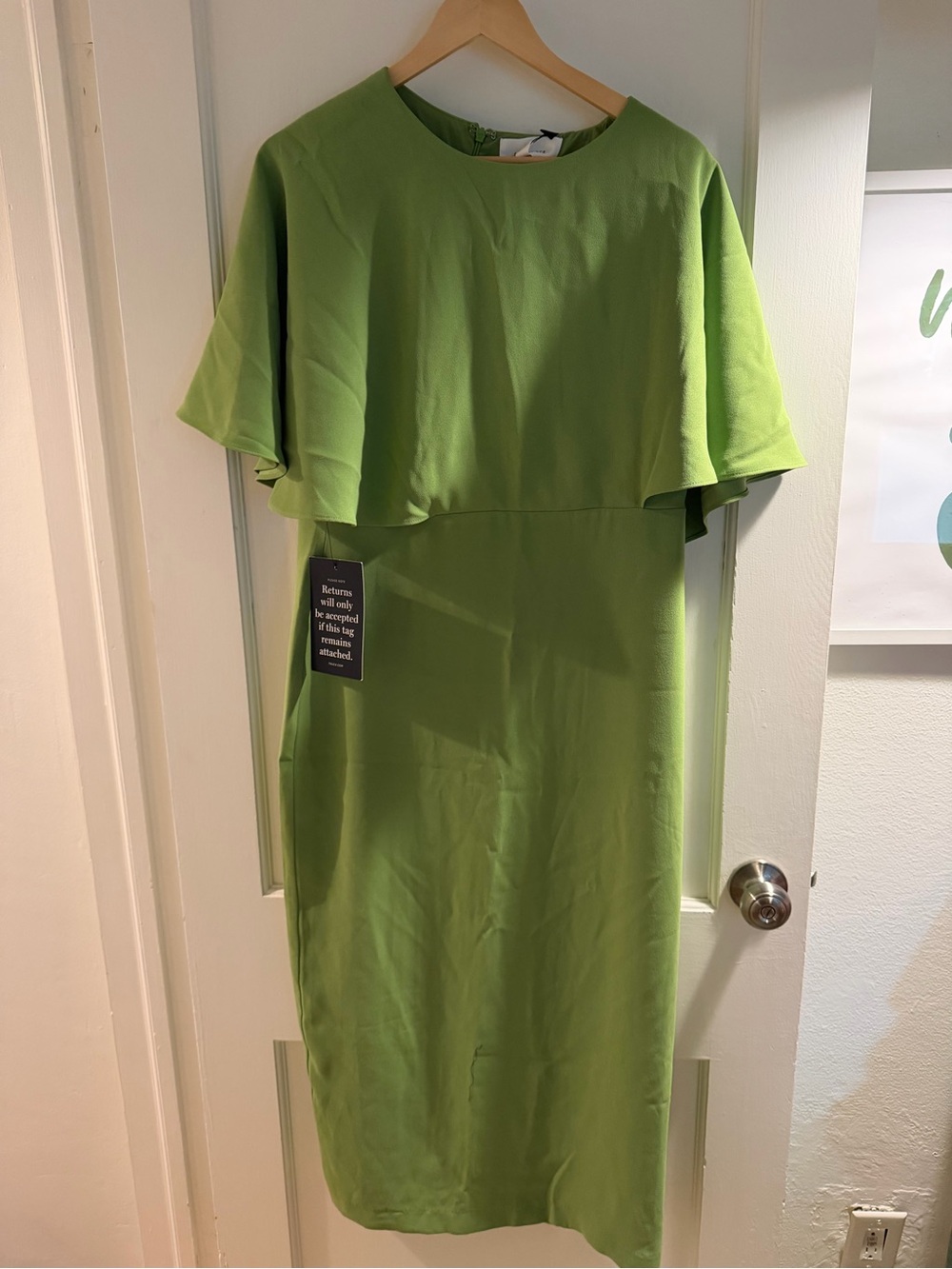 Women's Green Cape-Sleeve Sheath Dress